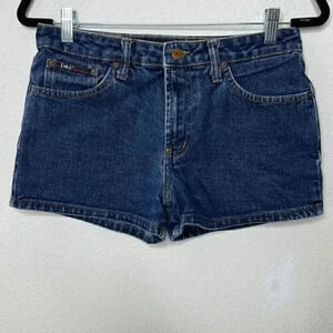 l.e.i size 7 jean shorts in dark blue wash